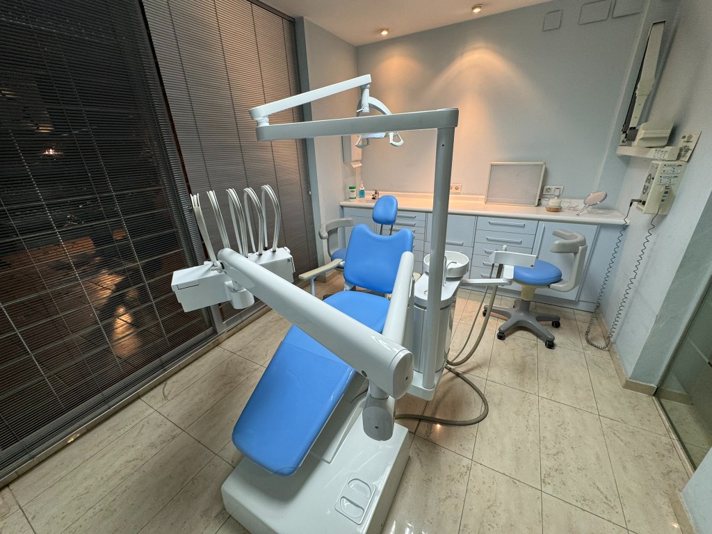 Gabinet dental del Centre Odontològic Vallespir 63, a Sants (Barcelona)